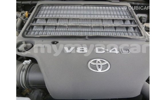 Buy Import Toyota Land Cruiser Other Car in Import - Dubai in Ayeyarwady Buy Import Toyota Land Cruiser Other Car in Import - Dubai in Ayeyarwady