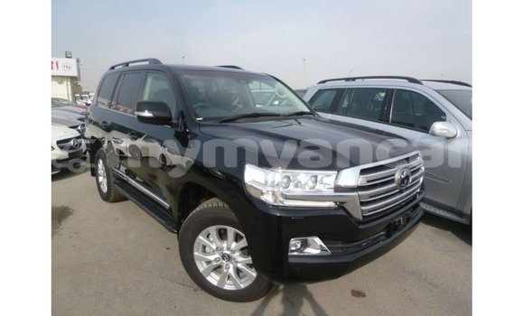 Buy Import Toyota Land Cruiser Black Car in Import - Dubai in Ayeyarwady Buy Import Toyota Land Cruiser Black Car in Import - Dubai in Ayeyarwady