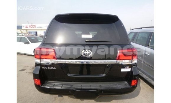 Buy Import Toyota Land Cruiser Black Car in Import - Dubai in Ayeyarwady Buy Import Toyota Land Cruiser Black Car in Import - Dubai in Ayeyarwady