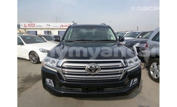 Buy Import Toyota Land Cruiser Black Car in Import - Dubai in Ayeyarwady Buy Import Toyota Land Cruiser Black Car in Import - Dubai in Ayeyarwady