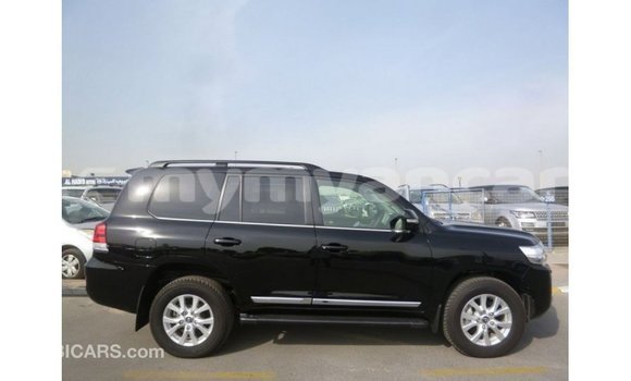 Buy Import Toyota Land Cruiser Black Car in Import - Dubai in Ayeyarwady Buy Import Toyota Land Cruiser Black Car in Import - Dubai in Ayeyarwady