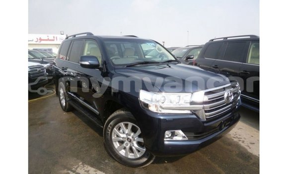 သွင်းကုန် Toyota Land Cruiser Blue ကား Import - Dubai Ayeyarwady သွင်းကုန် Toyota Land Cruiser Blue ကား Import - Dubai Ayeyarwady