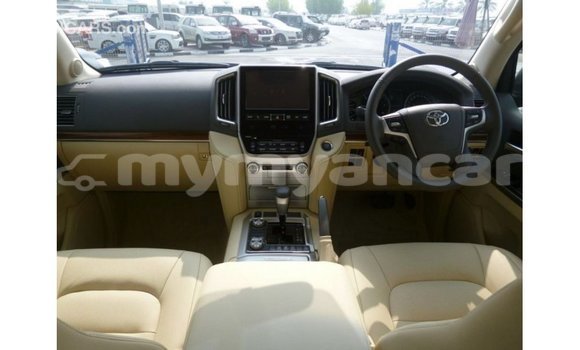 သွင်းကုန် Toyota Land Cruiser Blue ကား Import - Dubai Ayeyarwady သွင်းကုန် Toyota Land Cruiser Blue ကား Import - Dubai Ayeyarwady