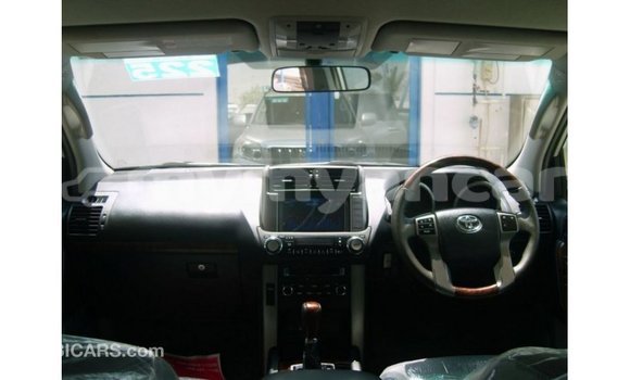 သွင်းကုန် Toyota Prado Other ကား Import - Dubai Ayeyarwady သွင်းကုန် Toyota Prado Other ကား Import - Dubai Ayeyarwady