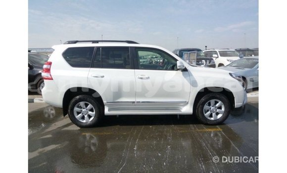 သွင်းကုန် Toyota Prado White ကား Import - Dubai Ayeyarwady သွင်းကုန် Toyota Prado White ကား Import - Dubai Ayeyarwady