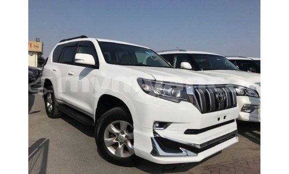 သွင်းကုန် Toyota Prado White ကား Import - Dubai Ayeyarwady သွင်းကုန် Toyota Prado White ကား Import - Dubai Ayeyarwady