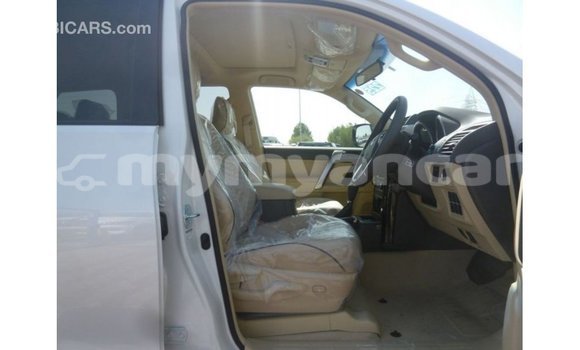 Acheter Import Voiture Toyota Prado Blanc à Import - Dubai, #<Region:0x000000000c5121b8> Acheter Import Voiture Toyota Prado Blanc à Import - Dubai, #<Region:0x000000000c5121b8>