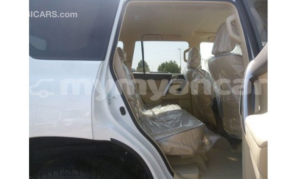 Acheter Import Voiture Toyota Prado Blanc à Import - Dubai, #<Region:0x000000000c5121b8> Acheter Import Voiture Toyota Prado Blanc à Import - Dubai, #<Region:0x000000000c5121b8>
