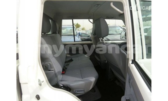 Buy Import Toyota Land Cruiser White Car in Import - Dubai in Ayeyarwady Buy Import Toyota Land Cruiser White Car in Import - Dubai in Ayeyarwady