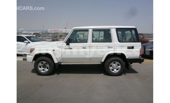 Acheter Import Voiture Toyota Land Cruiser Blanc à Import - Dubai, #<Region:0x000000000c5121b8> Acheter Import Voiture Toyota Land Cruiser Blanc à Import - Dubai, #<Region:0x000000000c5121b8>