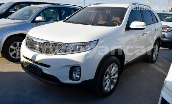 Buy Import Kia Sorento White Car in Import - Dubai in Ayeyarwady Buy Import Kia Sorento White Car in Import - Dubai in Ayeyarwady
