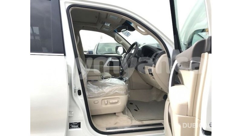 Big with watermark toyota land cruiser ayeyarwady import dubai 2352