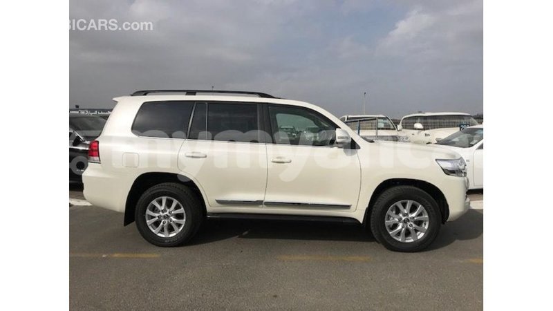 Big with watermark toyota land cruiser ayeyarwady import dubai 2352