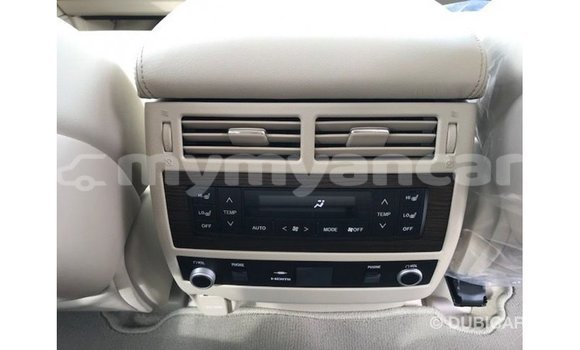 Acheter Import Voiture Toyota Land Cruiser Blanc à Import - Dubai, #<Region:0x000000000c5121b8> Acheter Import Voiture Toyota Land Cruiser Blanc à Import - Dubai, #<Region:0x000000000c5121b8>