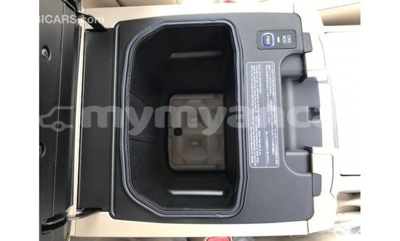 Acheter Import Voiture Toyota Land Cruiser Blanc à Import - Dubai, #<Region:0x000000000c5121b8> Acheter Import Voiture Toyota Land Cruiser Blanc à Import - Dubai, #<Region:0x000000000c5121b8>