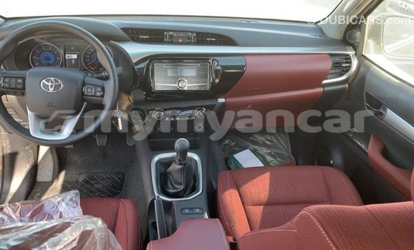 သွင်းကုန် Toyota Hilux Other ကား Import - Dubai Ayeyarwady သွင်းကုန် Toyota Hilux Other ကား Import - Dubai Ayeyarwady