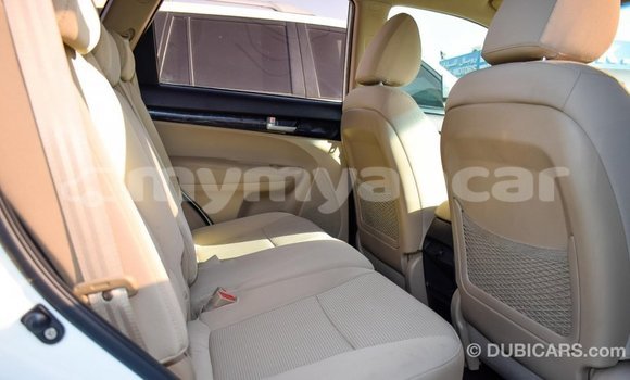 Buy Import Kia Sorento White Car in Import - Dubai in Ayeyarwady Buy Import Kia Sorento White Car in Import - Dubai in Ayeyarwady