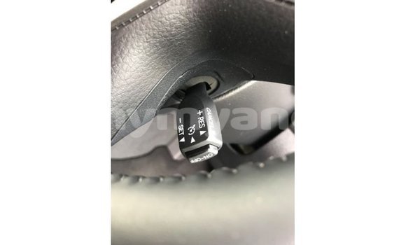 သွင်းကုန် Toyota Land Cruiser White ကား Import - Dubai Ayeyarwady သွင်းကုန် Toyota Land Cruiser White ကား Import - Dubai Ayeyarwady