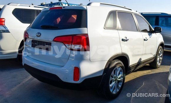 Buy Import Kia Sorento White Car in Import - Dubai in Ayeyarwady Buy Import Kia Sorento White Car in Import - Dubai in Ayeyarwady