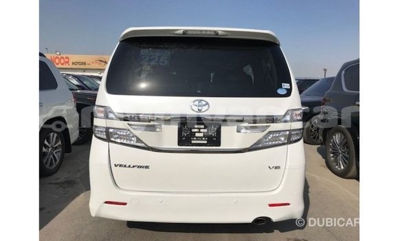 Buy Import Toyota Vellfire White Car in Import - Dubai in Ayeyarwady Buy Import Toyota Vellfire White Car in Import - Dubai in Ayeyarwady
