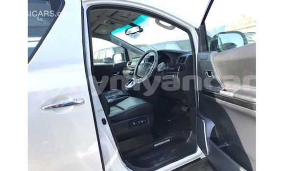 Buy Import Toyota Vellfire White Car in Import - Dubai in Ayeyarwady Buy Import Toyota Vellfire White Car in Import - Dubai in Ayeyarwady