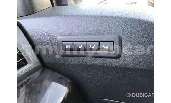 Buy Import Toyota Vellfire White Car in Import - Dubai in Ayeyarwady Buy Import Toyota Vellfire White Car in Import - Dubai in Ayeyarwady