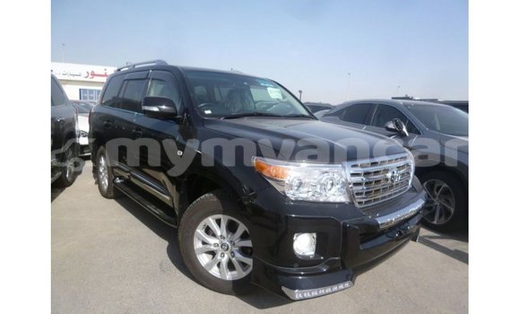 သွင်းကုန် Toyota Land Cruiser Black ကား Import - Dubai Ayeyarwady သွင်းကုန် Toyota Land Cruiser Black ကား Import - Dubai Ayeyarwady