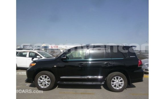 သွင်းကုန် Toyota Land Cruiser Black ကား Import - Dubai Ayeyarwady သွင်းကုန် Toyota Land Cruiser Black ကား Import - Dubai Ayeyarwady