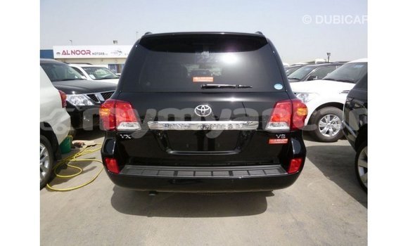 သွင်းကုန် Toyota Land Cruiser Black ကား Import - Dubai Ayeyarwady သွင်းကုန် Toyota Land Cruiser Black ကား Import - Dubai Ayeyarwady