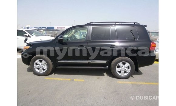 သွင်းကုန် Toyota Land Cruiser Black ကား Import - Dubai Ayeyarwady သွင်းကုန် Toyota Land Cruiser Black ကား Import - Dubai Ayeyarwady