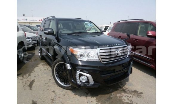 Buy Import Toyota Land Cruiser Black Car in Import - Dubai in Ayeyarwady Buy Import Toyota Land Cruiser Black Car in Import - Dubai in Ayeyarwady