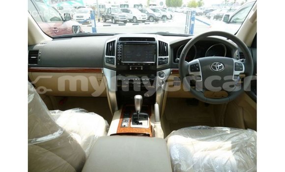 Buy Import Toyota Land Cruiser Black Car in Import - Dubai in Ayeyarwady Buy Import Toyota Land Cruiser Black Car in Import - Dubai in Ayeyarwady