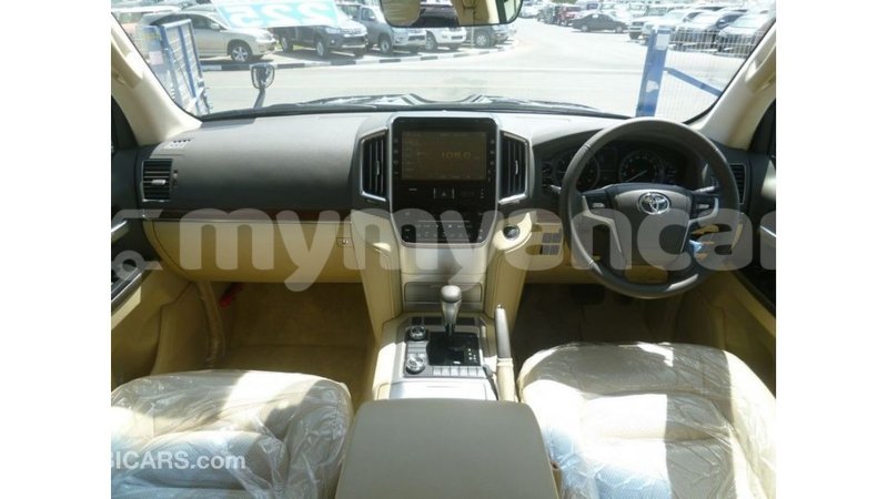 Big with watermark toyota land cruiser ayeyarwady import dubai 2372