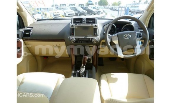 Acheter Import Voiture Toyota Prado Blanc à Import - Dubai, #<Region:0x000000000c5121b8> Acheter Import Voiture Toyota Prado Blanc à Import - Dubai, #<Region:0x000000000c5121b8>