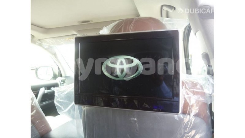 Big with watermark toyota land cruiser ayeyarwady import dubai 2376