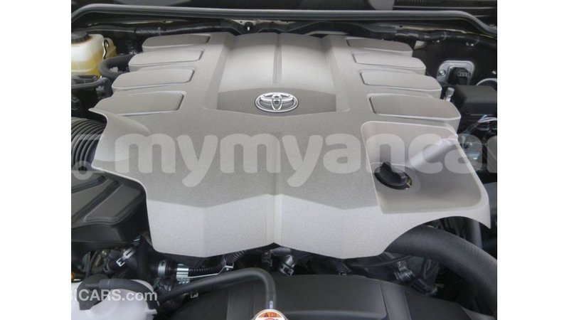 Big with watermark toyota land cruiser ayeyarwady import dubai 2376