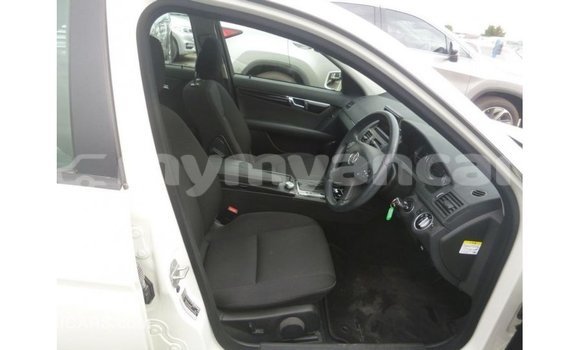 Buy Import Mercedes-Benz 200 White Car in Import - Dubai in Ayeyarwady Buy Import Mercedes-Benz 200 White Car in Import - Dubai in Ayeyarwady