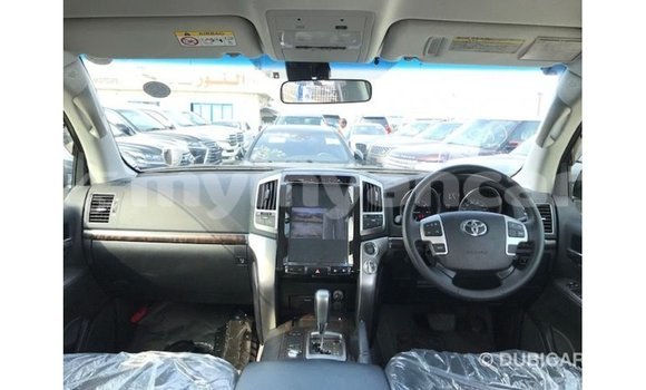 Buy Import Toyota Land Cruiser Other Car in Import - Dubai in Ayeyarwady Buy Import Toyota Land Cruiser Other Car in Import - Dubai in Ayeyarwady