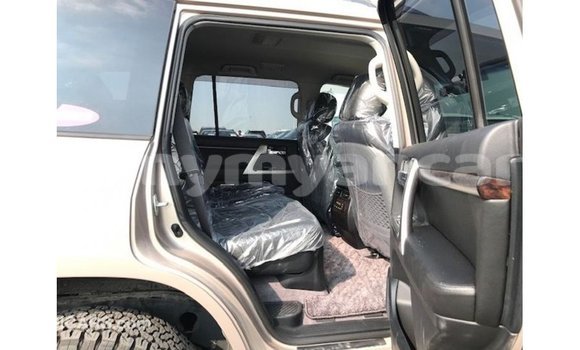 Buy Import Toyota Land Cruiser Other Car in Import - Dubai in Ayeyarwady Buy Import Toyota Land Cruiser Other Car in Import - Dubai in Ayeyarwady