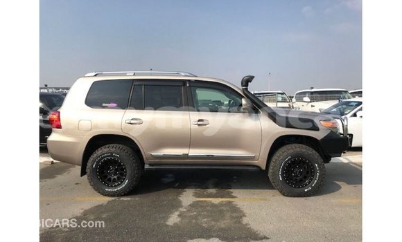 Buy Import Toyota Land Cruiser Other Car in Import - Dubai in Ayeyarwady Buy Import Toyota Land Cruiser Other Car in Import - Dubai in Ayeyarwady