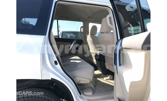Acheter Import Voiture Toyota Prado Blanc à Import - Dubai, #<Region:0x000000000c5121b8> Acheter Import Voiture Toyota Prado Blanc à Import - Dubai, #<Region:0x000000000c5121b8>