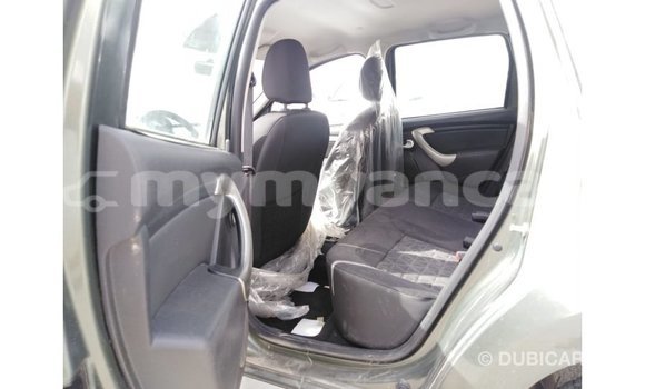 Buy Import Renault Duster Green Car in Import - Dubai in Ayeyarwady Buy Import Renault Duster Green Car in Import - Dubai in Ayeyarwady