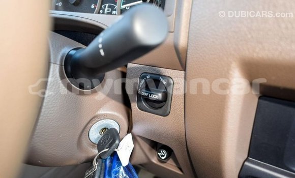 Buy Import Toyota Land Cruiser Beige Car in Import - Dubai in Ayeyarwady Buy Import Toyota Land Cruiser Beige Car in Import - Dubai in Ayeyarwady