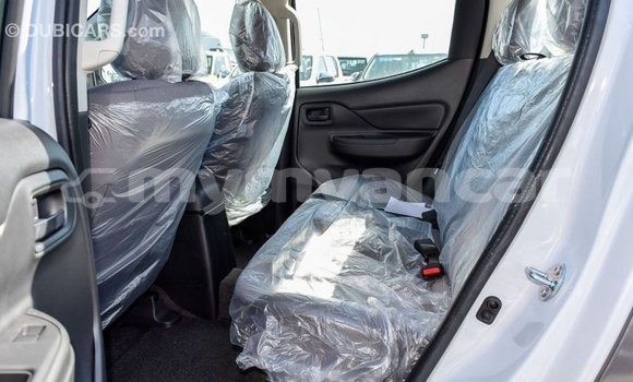 Buy Import Mitsubishi L200 White Car in Import - Dubai in Ayeyarwady Buy Import Mitsubishi L200 White Car in Import - Dubai in Ayeyarwady