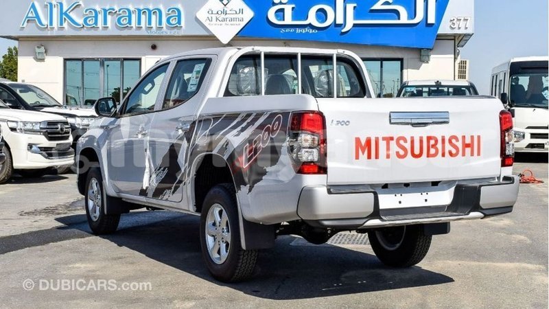 Big with watermark mitsubishi l200 ayeyarwady import dubai 2393