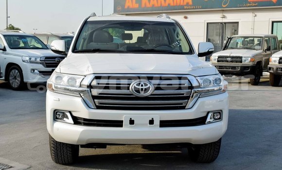 Acheter Import Voiture Toyota Land Cruiser Blanc à Import - Dubai, #<Region:0x000000000c5121b8> Acheter Import Voiture Toyota Land Cruiser Blanc à Import - Dubai, #<Region:0x000000000c5121b8>