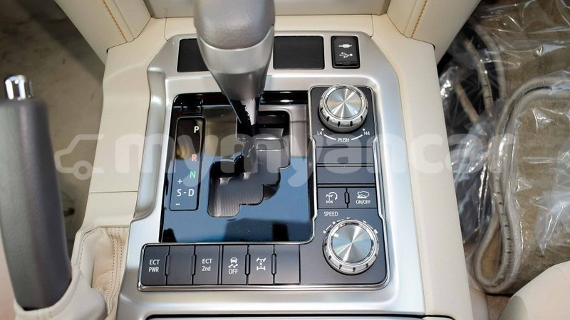 Big with watermark toyota land cruiser ayeyarwady import dubai 2395