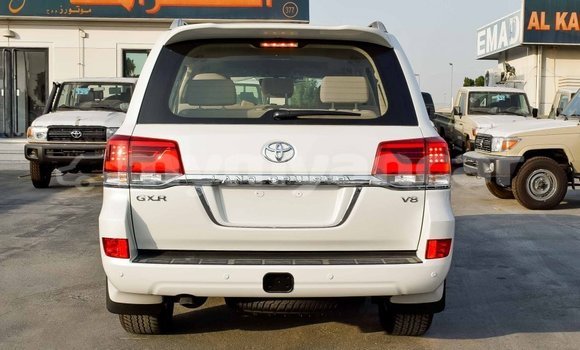 Acheter Import Voiture Toyota Land Cruiser Blanc à Import - Dubai, #<Region:0x000000000c5121b8> Acheter Import Voiture Toyota Land Cruiser Blanc à Import - Dubai, #<Region:0x000000000c5121b8>