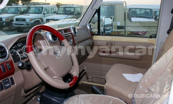 Buy Import Toyota Land Cruiser Beige Car in Import - Dubai in Ayeyarwady Buy Import Toyota Land Cruiser Beige Car in Import - Dubai in Ayeyarwady