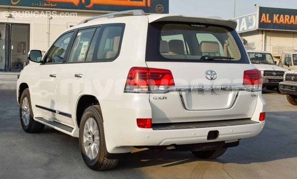 Buy Import Toyota Land Cruiser White Car in Import - Dubai in Ayeyarwady Buy Import Toyota Land Cruiser White Car in Import - Dubai in Ayeyarwady